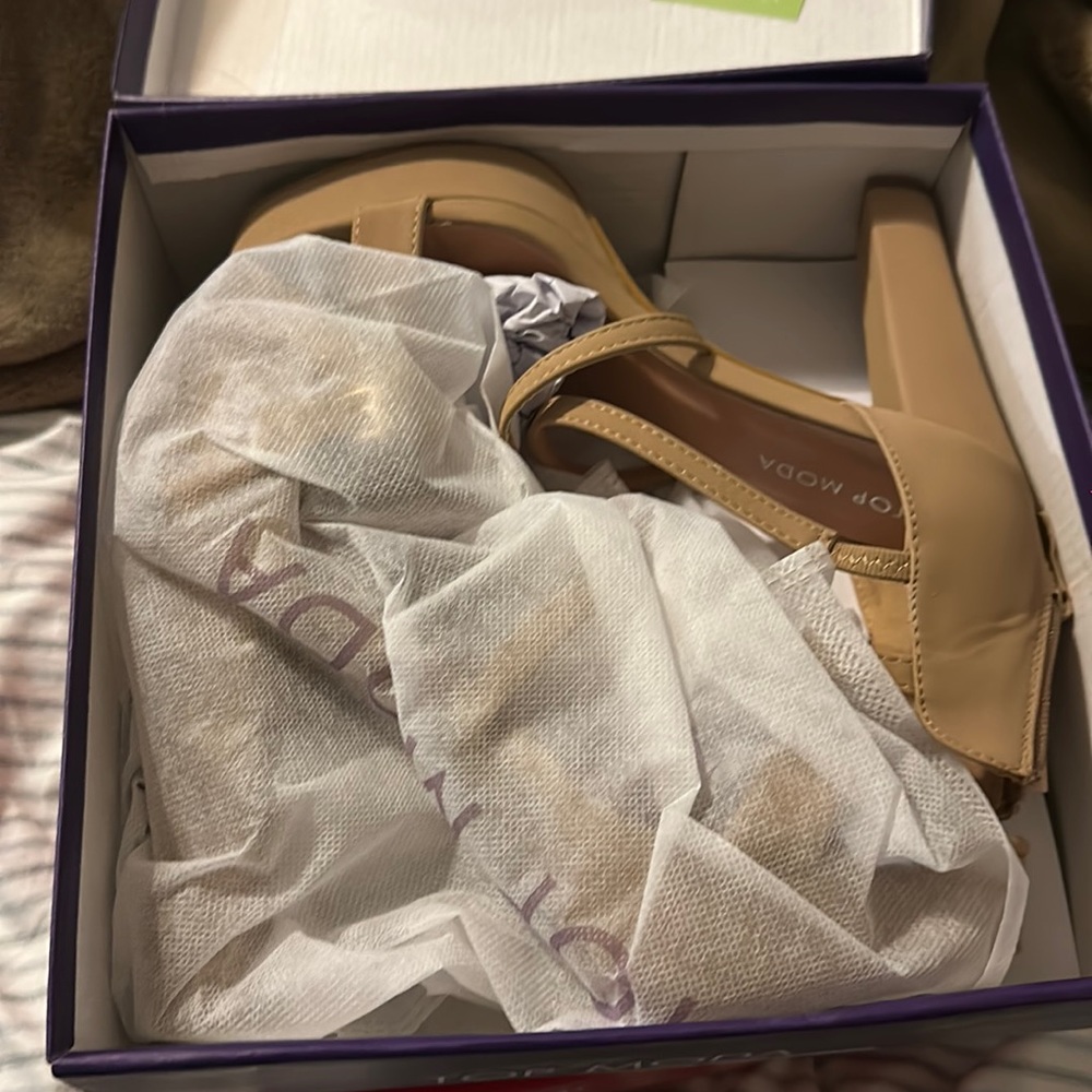 Top moda heels NWB